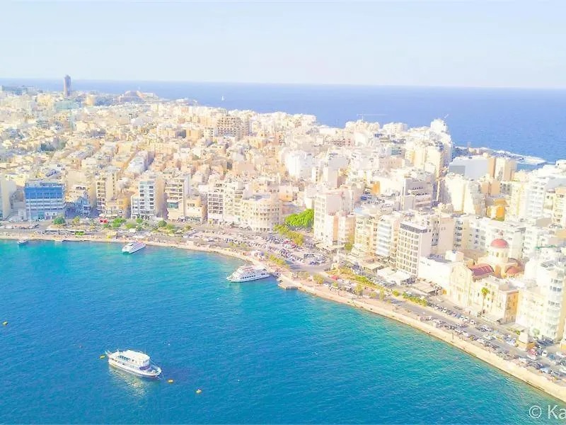 Luxuries, Central ,Sleep 4 Apartment Gzira
