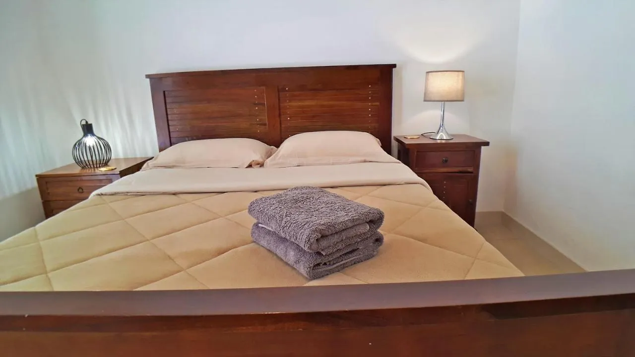 Luxuries, Central ,Sleep 4 Apartment Gzira